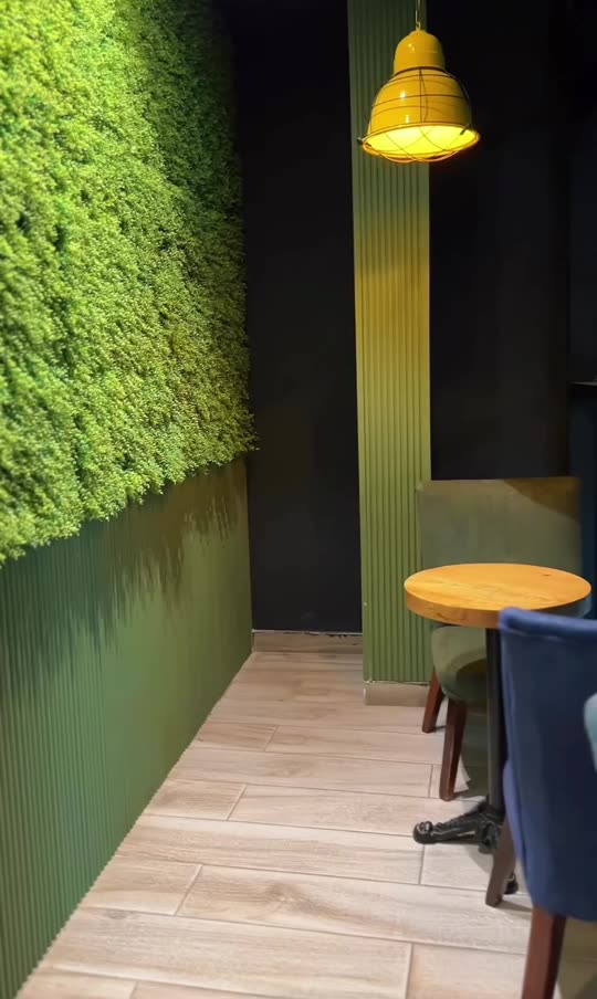 Wall grass and pendants